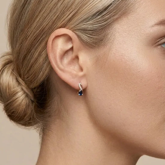 585 aukso auskarai su mėlynais safyrais ir briliantais