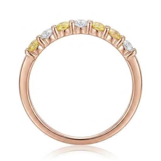 Elegantiškas rausvo aukso žiedas su geltonais cirkoniais ir baltais akmenimis